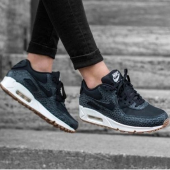 nike air max 90 premium black